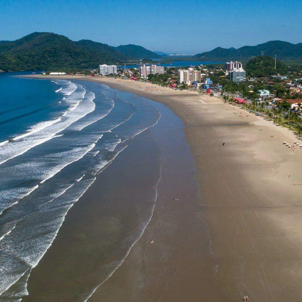 De acordo com a Administração Municipal, os participantes apresentaram sugestões e reflexões sobre temas como a organização da faixa de areia