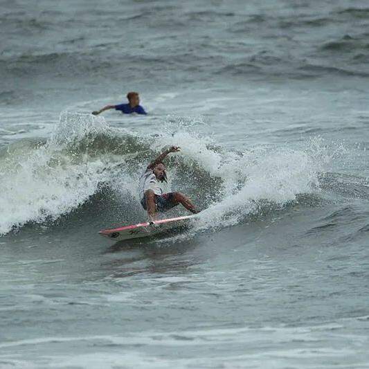 Inscrições para o 27º A Tribuna de Surf Colegial vão até 7 de novembro