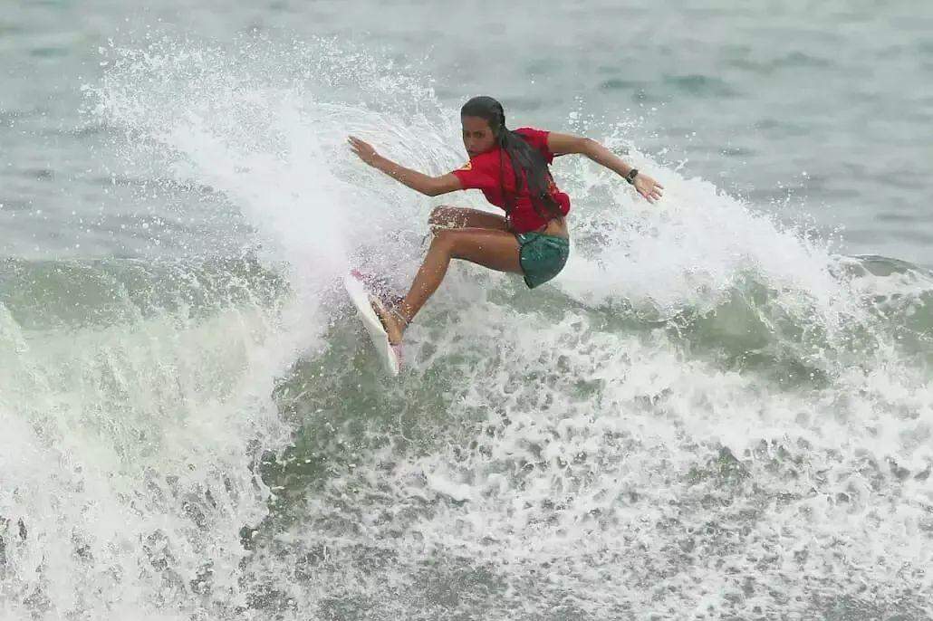 Competição tem início às 8 horas deste domingo (12), em Guarujá