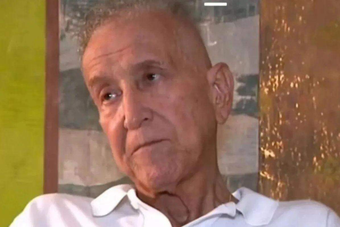 Parreira segue na UTI com inflamação pulmonar, tem quadro estável e sedação é reduzida