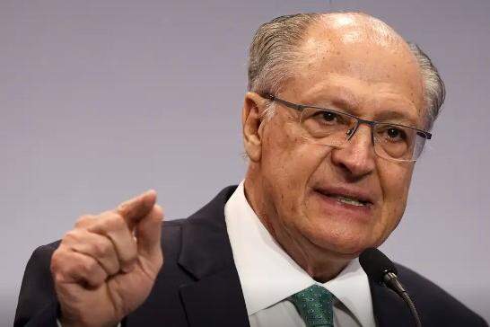 Alckmin: aumento da mistura de etanol na gasolina de 30% para 32% será aprovada na quarta-feira