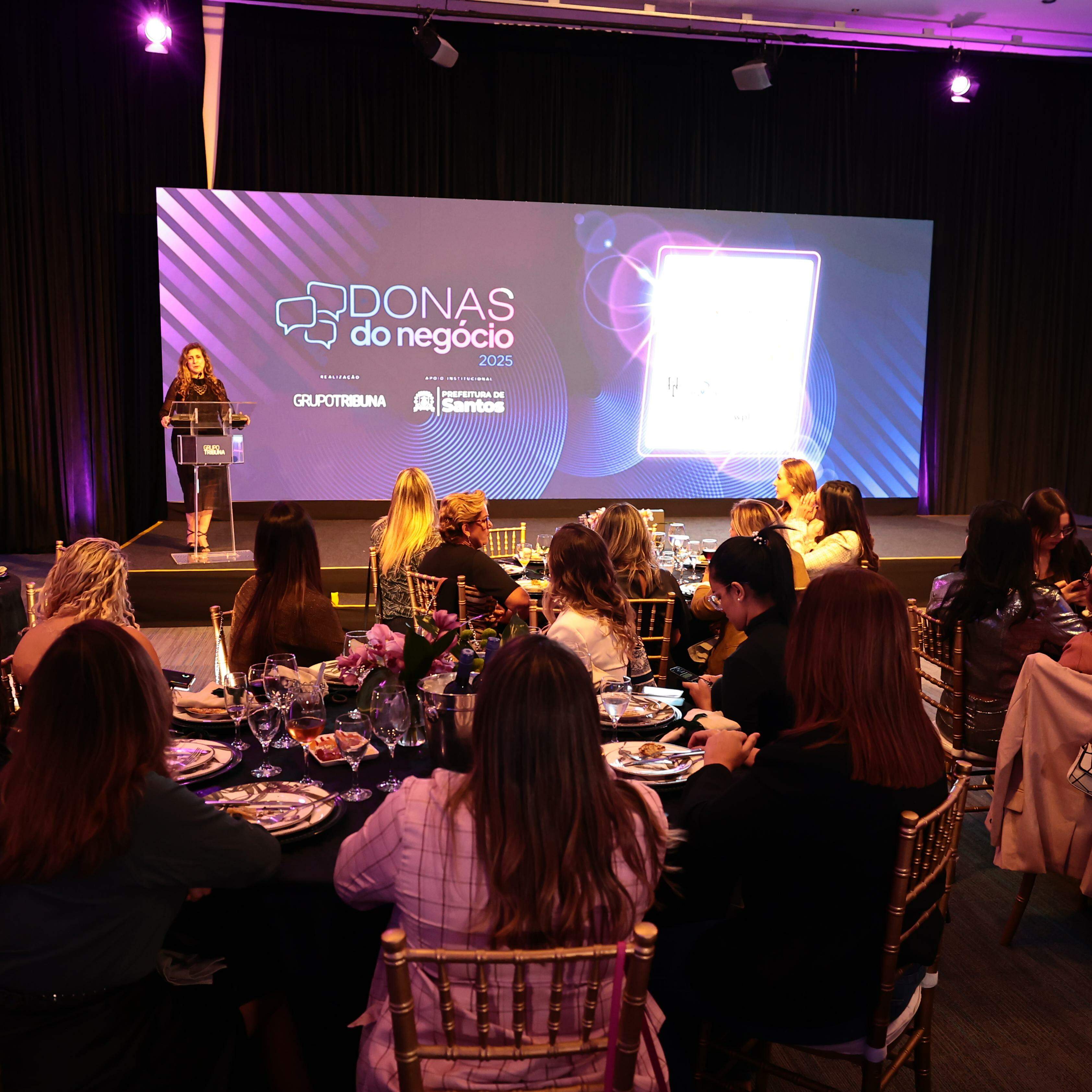 Dezenove empreendedoras participam do projeto: rodada de negócios, troca de experiência e oportunidade para dar visibilidade às empresas