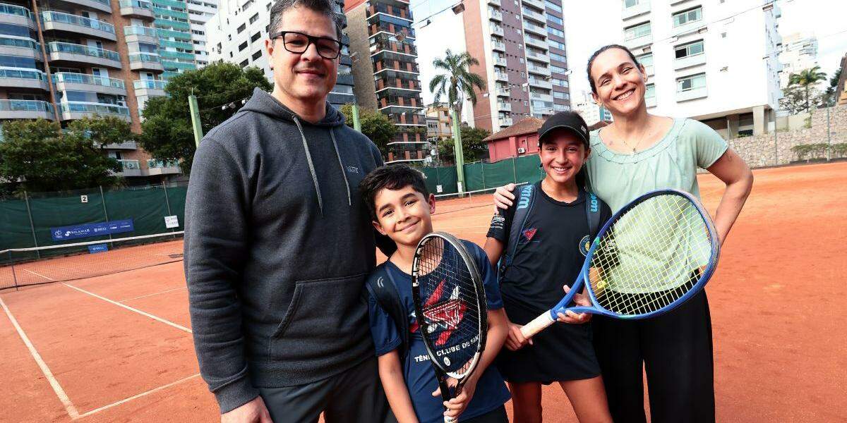 A família Brasil Solorzano prestigia as crianças no Torneio A Tribuna