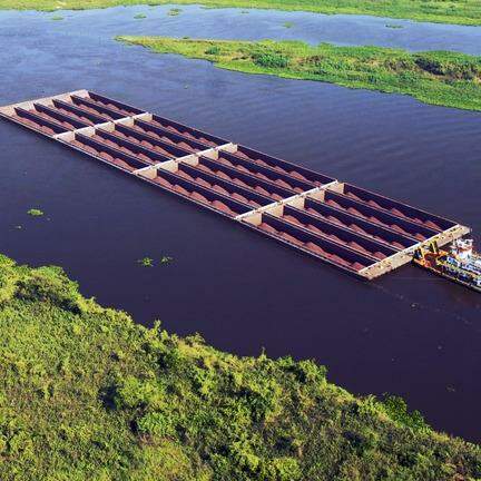 Hidrovia do Rio Paraguai, primeira do País, com 600 km de extensão entre Corumbá e a foz do Rio Apa