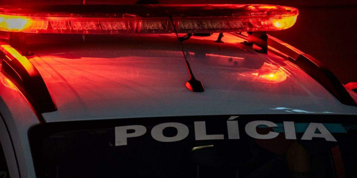PMs encontrado o corpo da mulher de um barraco abandonado