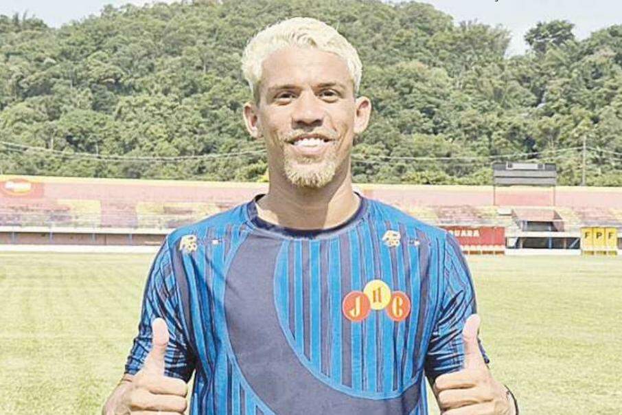 De São Vicente, Lobão disputará o seu primeiro torneio como profissional