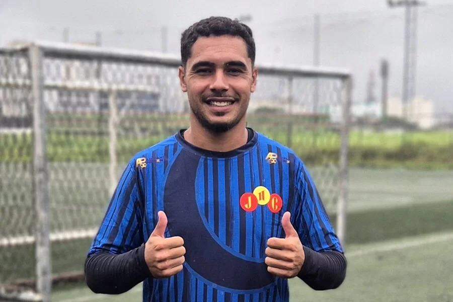 Giovanny jogou 3 anos nas equipes sub-17 e sub-20 do Corinthians