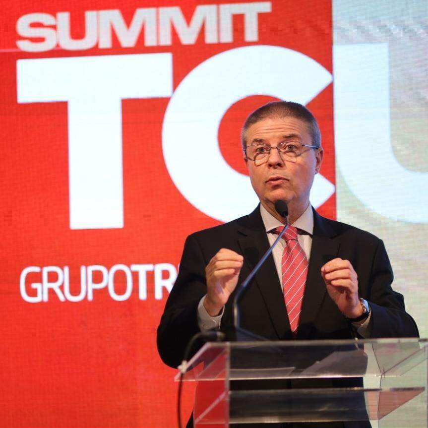 Ao participar do Summit TCU, realizado no último dia 10, em Brasília, o ministro Anastasia defendeu a modernização do modelo brasileiro