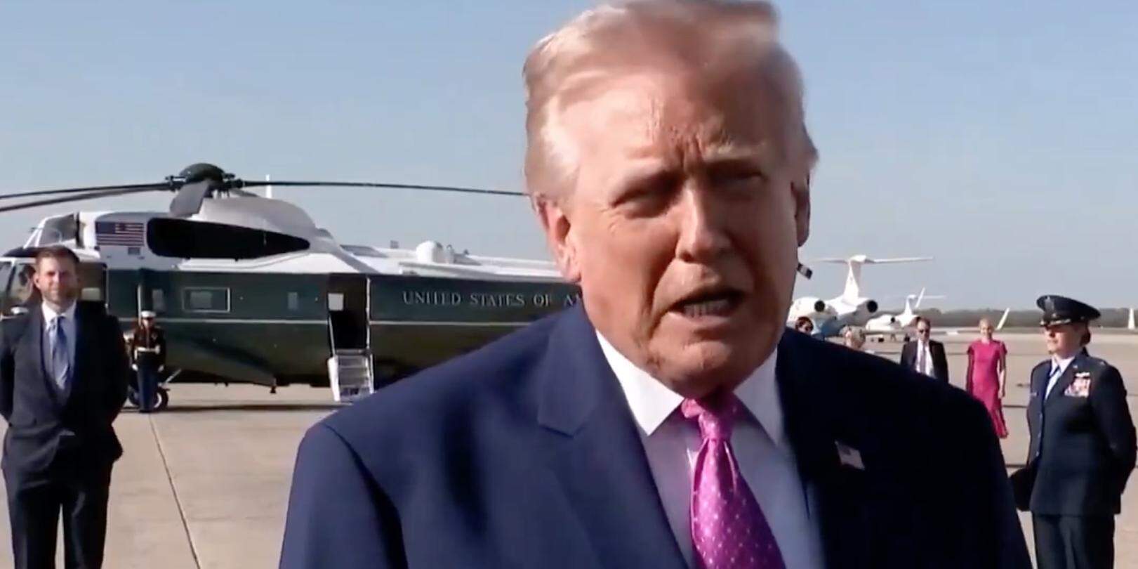 Trump assina projeto que financia US$ 70 bilhões em agenda de imigração e deportação nos Estados Unidos