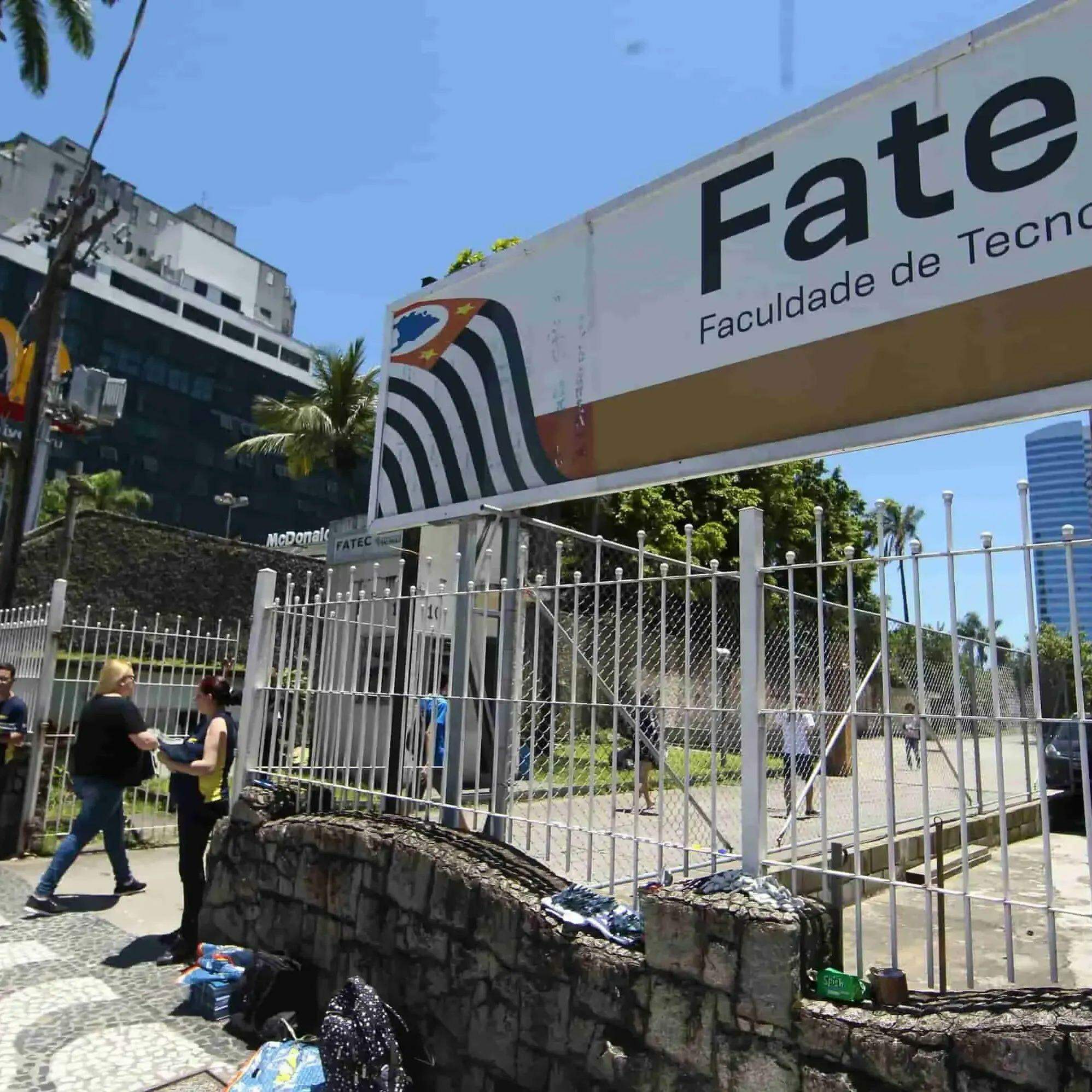 Segundo o Centro Paula Souza, a suspensão ocorre “para que seja realizada uma adequação nos termos do edital”