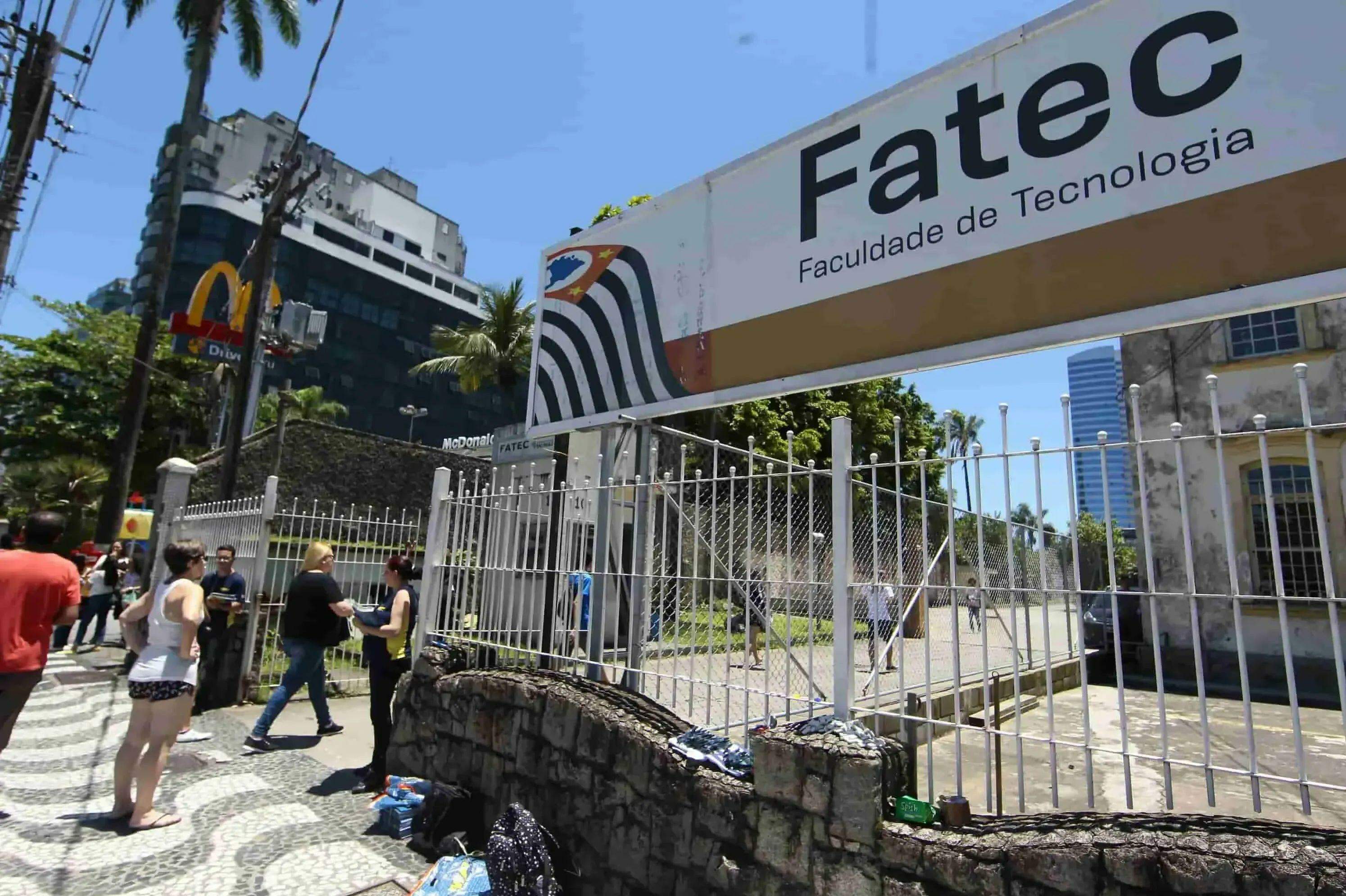 Segundo o Centro Paula Souza, a suspensão ocorre “para que seja realizada uma adequação nos termos do edital”