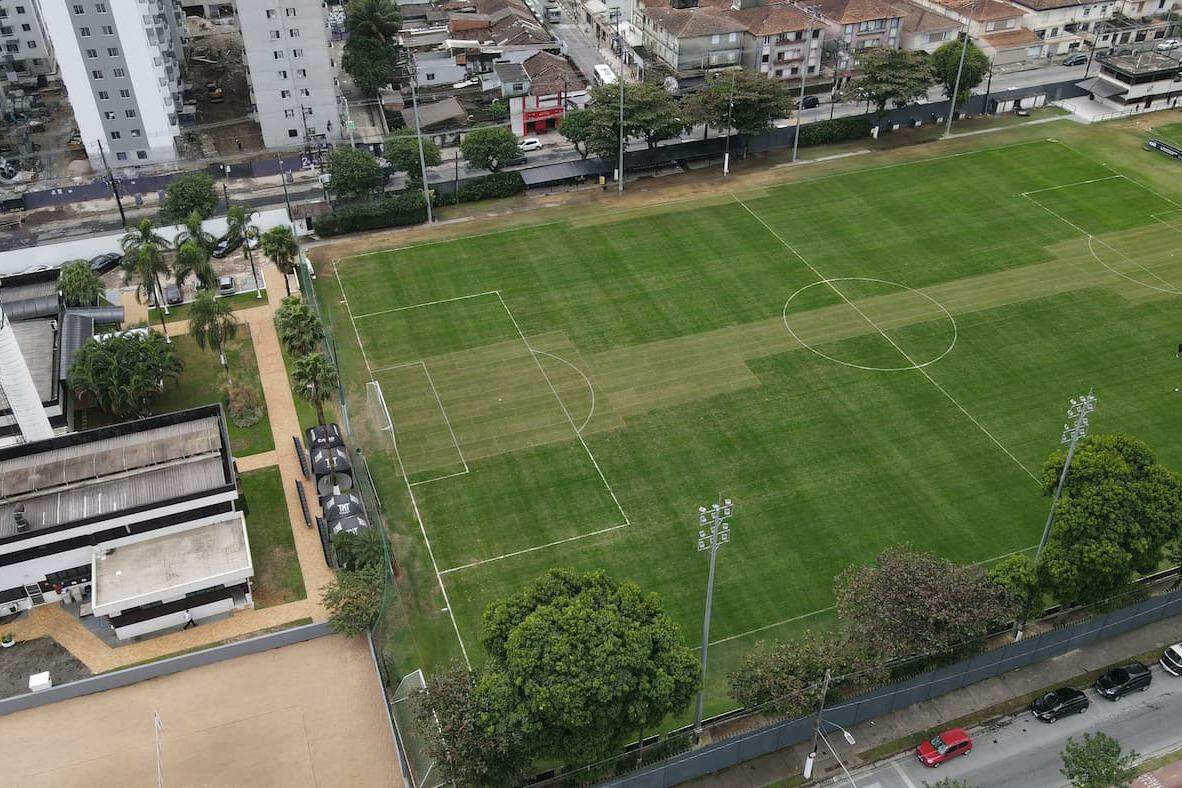 O Santos ocupa a área da União, onde fica o CT Rei Pelé, no Jabaquara, desde 1996