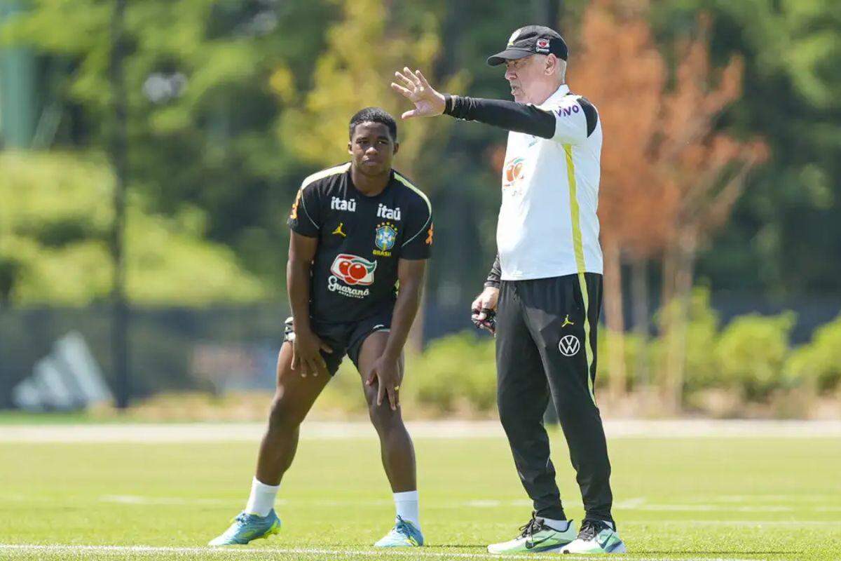 O treinador, porém, evitou confirmar quem pode sair ou entrar na equipe em relação ao time do empate por 1 a 1 com Marrocos, no último sábado (13), em Nova Jersey.