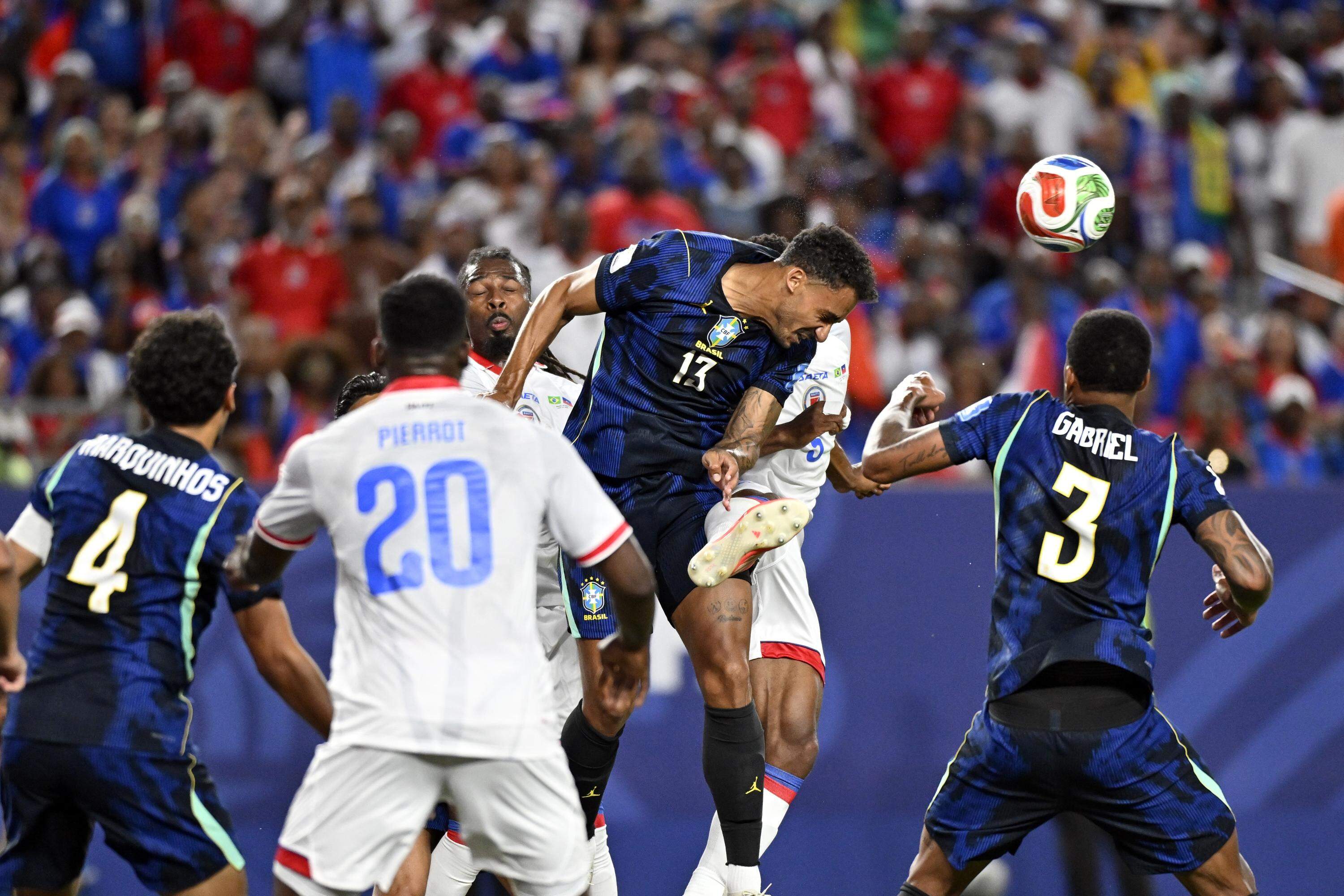 Danilo, do Brasil, na partida entre Brasil e Haiti válida pela segunda rodada do Grupo C da Copa do Mundo 2026