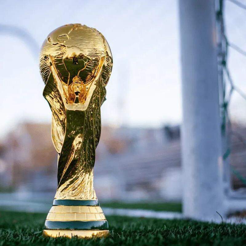O preço da maior Copa de todas 